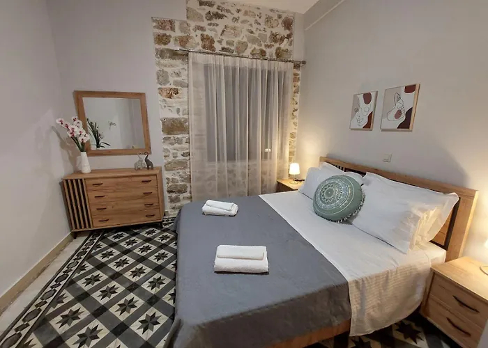 Stone-Built Villa Nesseris 80 M2